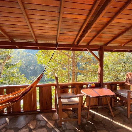 Friendly Homestay Lemukih Singaraja Esterno foto