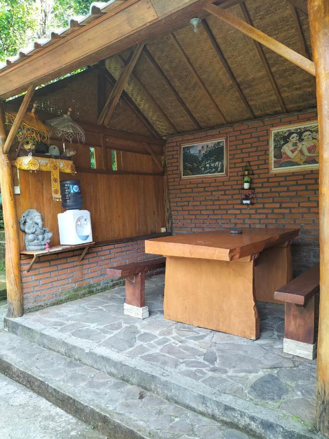 Friendly Homestay Lemukih Singaraja Esterno foto