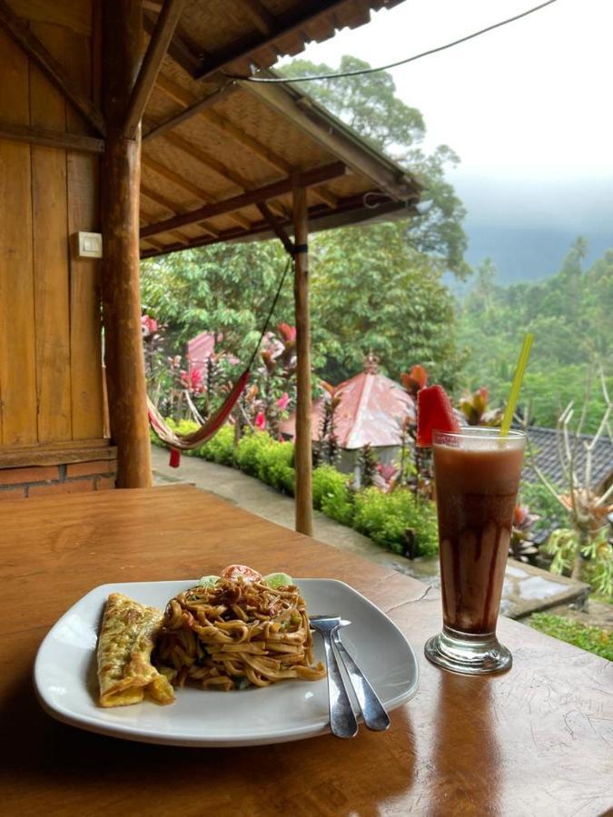 Friendly Homestay Lemukih Singaraja Esterno foto