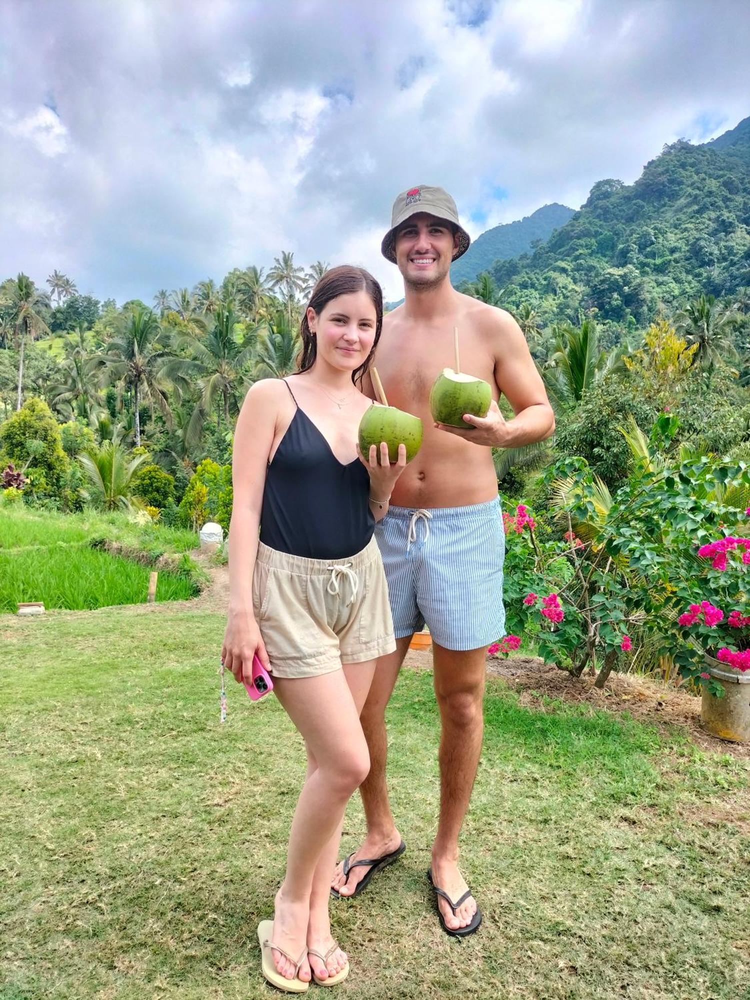 Friendly Homestay Lemukih Singaraja Esterno foto